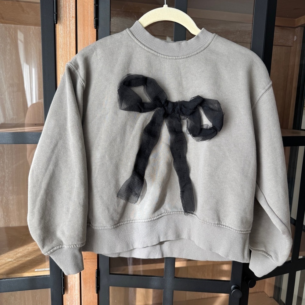 Zara Kids 3D bow ribbon sweater sweatshirt crewneck charcoal girls tulle ribbed